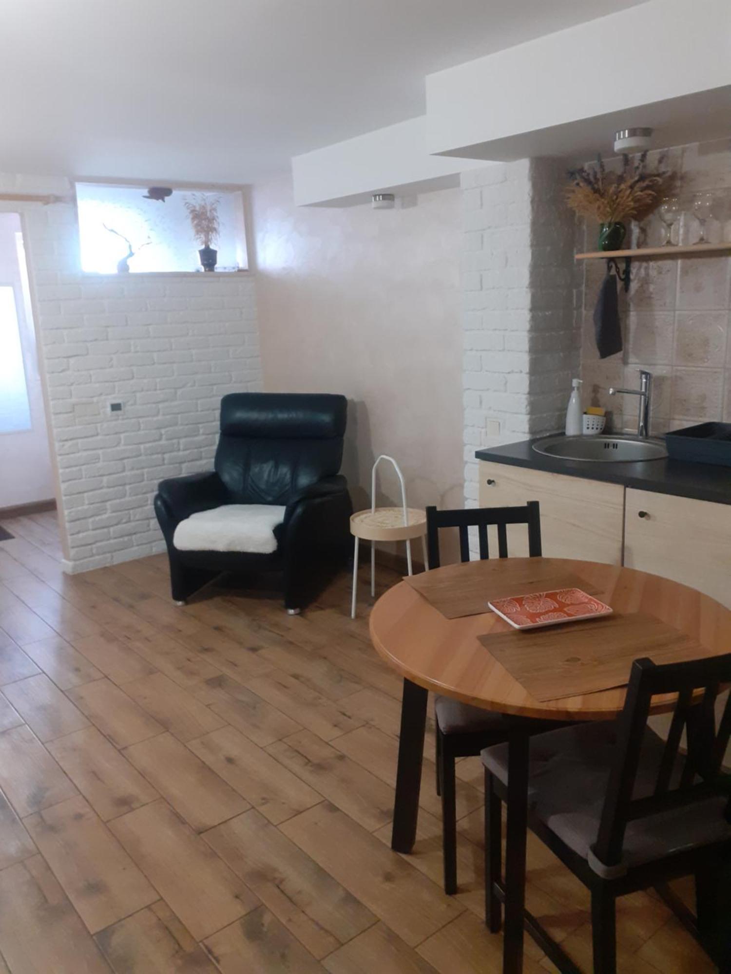 Old Town Apartment With A Separate Entrance Kaunas Exterior foto